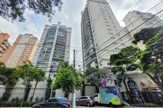 Imagem Apartamento com 4 Quartos à Venda, 170 m² em Vila Uberabinha - São Paulo