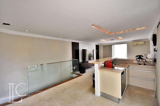 Imagem Apartamento com 3 Quartos à Venda, 181 m² em Moema - São Paulo