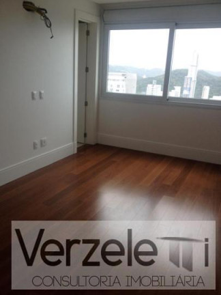 Imagem Apartamento com 3 Quartos à Venda, 180 m² em Centro - Balneário Camboriú Imagem Apartamento com 3 Quartos à Venda, 180 m² em Centro - Balneário Camboriú