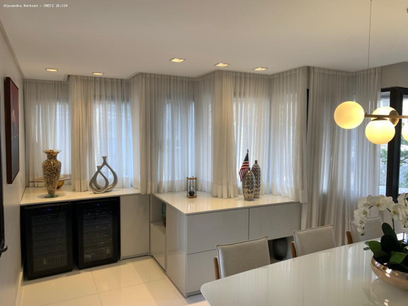 Imagem Apartamento com 4 Quartos à Venda, 235 m² em Boa Viagem - Recife