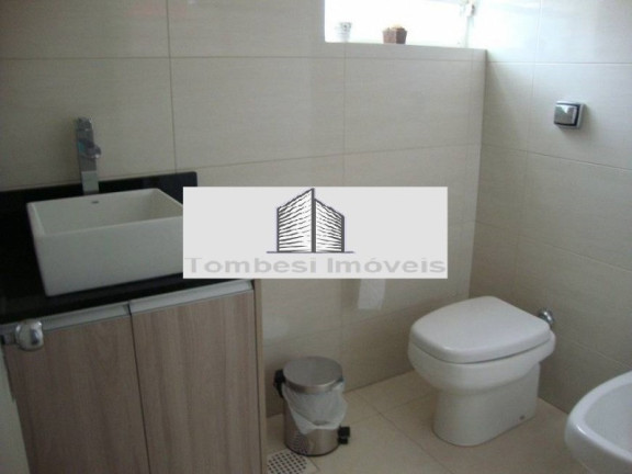 Imagem Casa com 3 Quartos à Venda, 292 m² em Jardim Sabará - Porto Alegre Imagem Casa com 3 Quartos à Venda, 292 m² em Jardim Sabará - Porto Alegre