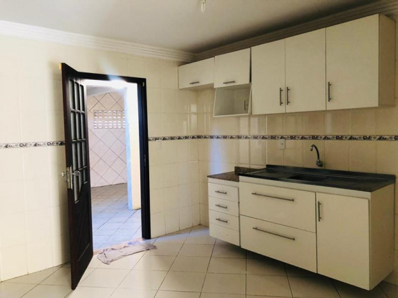 Imagem Casa com 5 Quartos à Venda, 200 m² em Inocoop - Camaçari