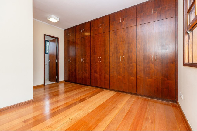Imagem Casa com 3 Quartos à Venda, 220 m² em Moema - São Paulo