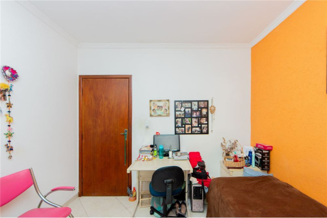 Imagem Casa com 6 Quartos à Venda,  em Vila Pierina - São Paulo