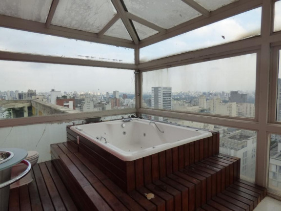 Imagem Cobertura com 3 Quartos à Venda, 490 m² em Jardins - São Paulo