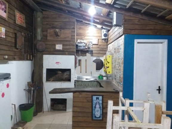 Imagem Casa com 3 Quartos à Venda, 140 m² em Centenário - Torres