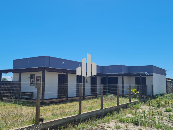 Imagem Casa com 3 Quartos à Venda, 125 m² em Praia Santa Helena - Torres