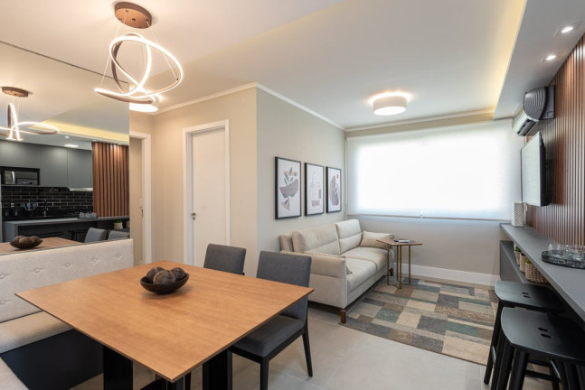 Imagem Apartamento com 2 Quartos à Venda, 51 m² em Jardim Sabará - Porto Alegre