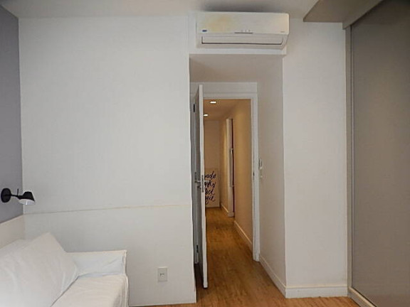 Imagem Apartamento com 2 Quartos à Venda, em Ipanema - Rio De Janeiro Imagem Apartamento com 2 Quartos à Venda, em Ipanema - Rio De Janeiro