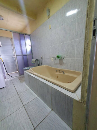 Imagem Casa com 3 Quartos à Venda, 200 m² em São José Operário - Manaus