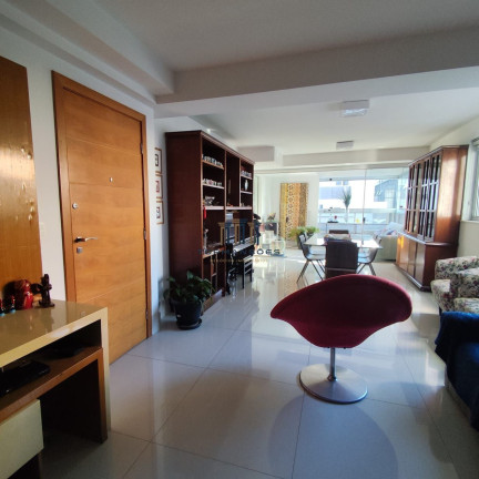 Imagem Apartamento com 4 Quartos à Venda, 151 m² em Lourdes - Belo Horizonte Imagem Apartamento com 4 Quartos à Venda, 151 m² em Lourdes - Belo Horizonte