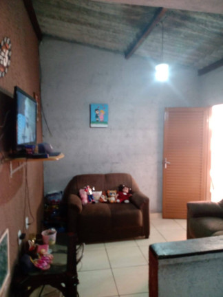 Imagem Casa com 3 Quartos à Venda, 150 m² em São Carlos - Goiânia Imagem Casa com 3 Quartos à Venda, 150 m² em São Carlos - Goiânia