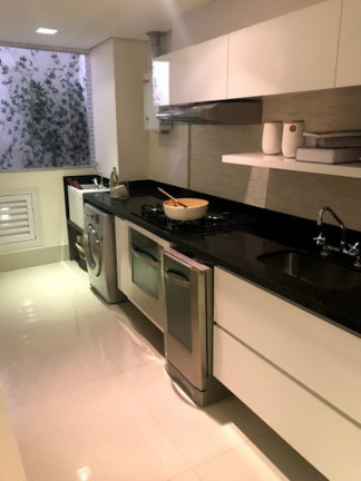 Imagem Imóvel com 4 Quartos à Venda, 241 m² em Barra Da Tijuca - Rio De Janeiro Imagem Imóvel com 4 Quartos à Venda, 241 m² em Barra Da Tijuca - Rio De Janeiro