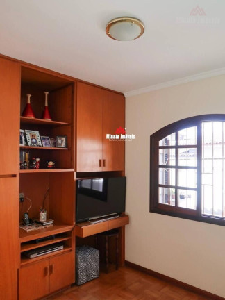 Imagem Casa com 4 Quartos à Venda, 232 m² em Caxambu - Jundiaí