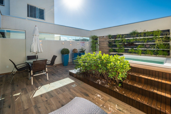 Imagem Apartamento com 2 Quartos à Venda, 138 m² em Centro - Camboriú