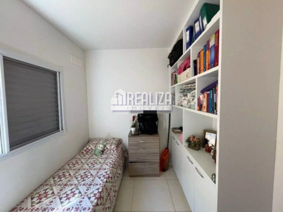 Imagem Casa de Condomínio com 3 Quartos à Venda, 220 m² em Beija-flor Ii - Uberaba Imagem Casa de Condomínio com 3 Quartos à Venda, 220 m² em Beija-flor Ii - Uberaba
