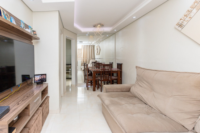 Casa com 2 Quartos à Venda, 66 m² em Vila Carmosina - São Paulo