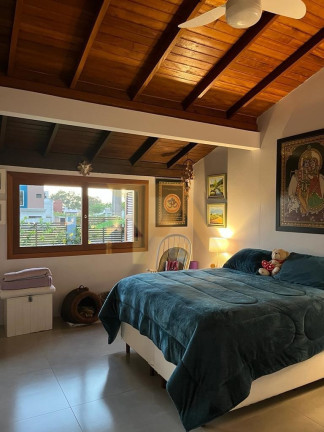 Imagem Imóvel com 3 Quartos à Venda,  em Ambrósio - Garopaba