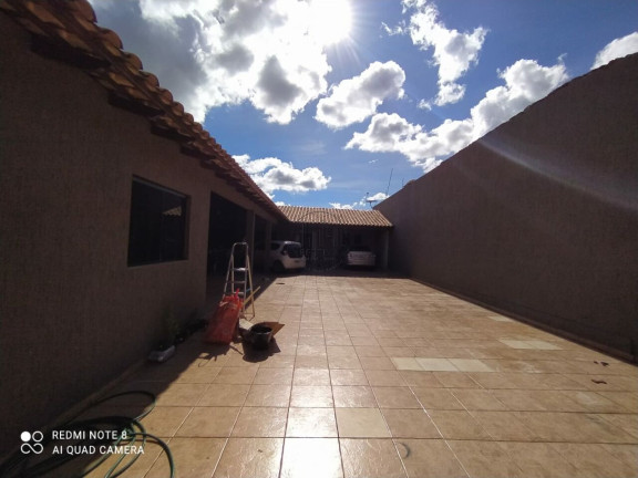 Imagem Casa com 3 Quartos à Venda, 220 m² em Taguatinga Norte (taguatinga) - Brasília