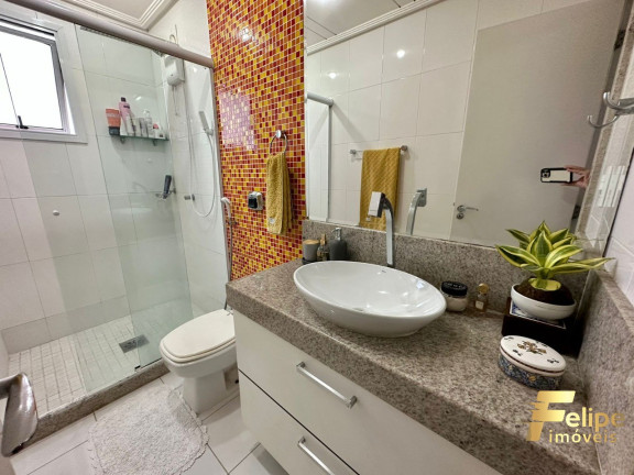 Imagem Imóvel com 3 Quartos à Venda, 136 m² em Praia Da Costa - Vila Velha Imagem Imóvel com 3 Quartos à Venda, 136 m² em Praia Da Costa - Vila Velha