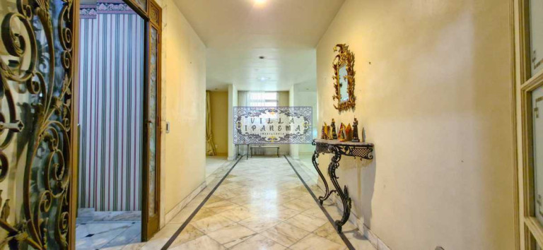 Imagem Apartamento com 4 Quartos à Venda, 350 m² em Copacabana - Rio De Janeiro Imagem Apartamento com 4 Quartos à Venda, 350 m² em Copacabana - Rio De Janeiro