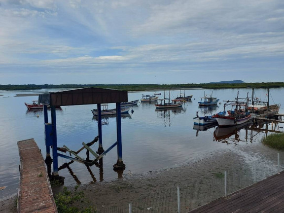 Imagem Casa com 3 Quartos à Venda, 140 m² em Costeira - Balneário Barra Do Sul Imagem Casa com 3 Quartos à Venda, 140 m² em Costeira - Balneário Barra Do Sul