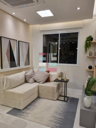 Imagem Imóvel com 2 Quartos à Venda, 35 m² em Interlagos - São Paulo