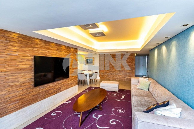 Imagem Apartamento com 3 Quartos à Venda, 162 m² em Moinhos De Vento - Porto Alegre