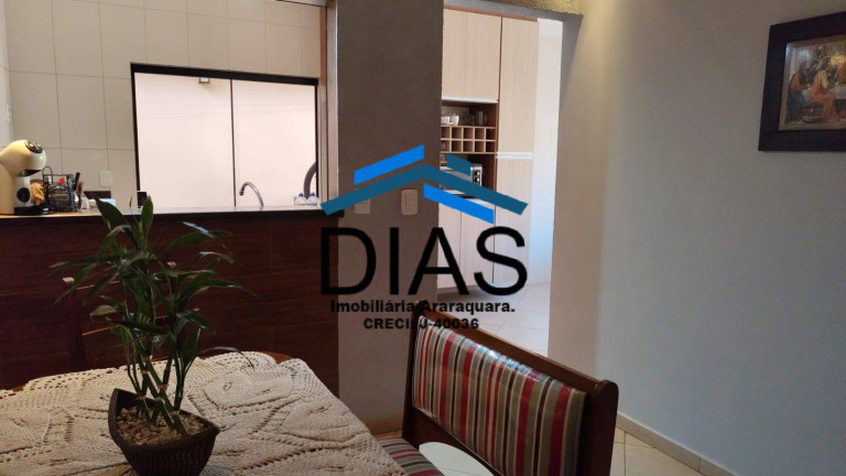 Imagem Casa com 3 Quartos à Venda, 241 m² em Jardim Gardênias - Araraquara Imagem Casa com 3 Quartos à Venda, 241 m² em Jardim Gardênias - Araraquara