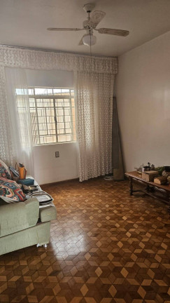 Imagem Casa com 3 Quartos à Venda, 520 m² em Centro - Arapongas