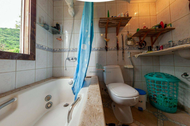 Imagem Casa com 4 Quartos à Venda, 220 m² em Itaipu - Niterói