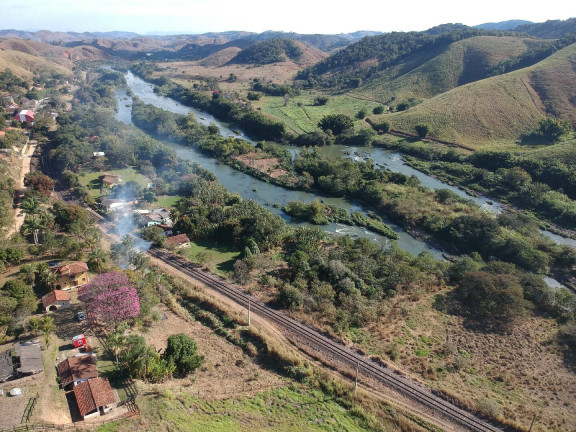 Imagem Terreno à Venda, 1 m² em Vassouras Imagem Terreno à Venda, 1 m² em Vassouras