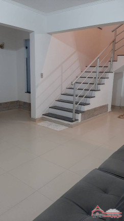 Casa com 4 Quartos à Venda,  em Cidade Jardim - Jacareí
