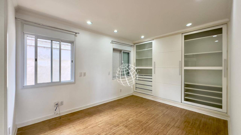 Imagem Casa com 4 Quartos à Venda, 365 m² em Vila Petrópolis - Atibaia Imagem Casa com 4 Quartos à Venda, 365 m² em Vila Petrópolis - Atibaia