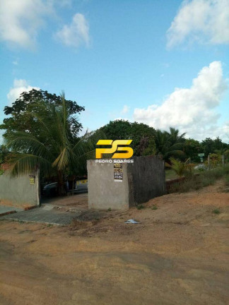 Terreno à Venda, 450 m² em Conde