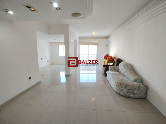 Imagem Apartamento com 2 Quartos à Venda, 130 m² em Centro - Florianópolis