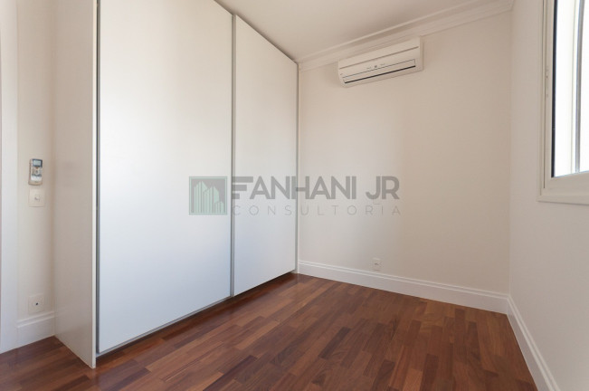 Imagem Imóvel com 3 Quartos à Venda, 151 m² em Itaim Bibi - São Paulo