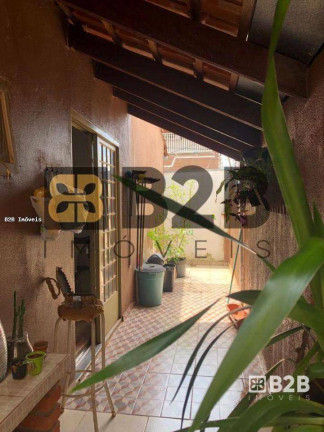 Imagem Casa com 3 Quartos à Venda, 157 m² em Núcleo Habitacional Mary Dota - Bauru Imagem Casa com 3 Quartos à Venda, 157 m² em Núcleo Habitacional Mary Dota - Bauru