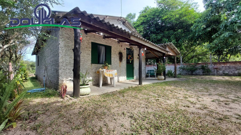 Casa com 2 Quartos à Venda,  em Viamão