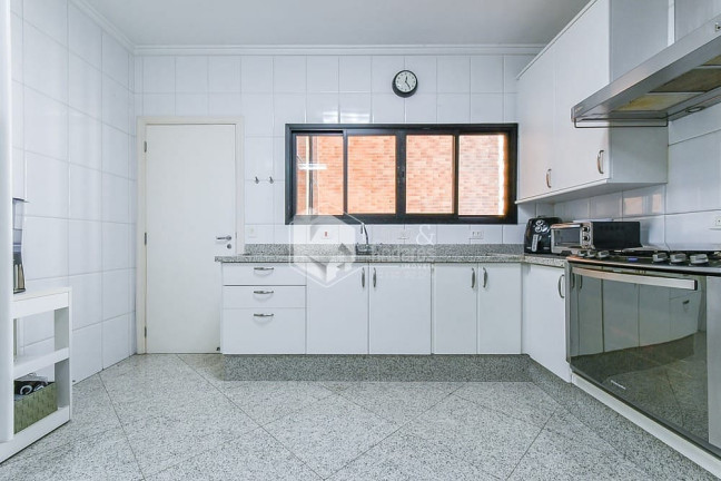 Imagem Apartamento com 3 Quartos à Venda, 247 m² em Vila Suzana - São Paulo Imagem Apartamento com 3 Quartos à Venda, 247 m² em Vila Suzana - São Paulo