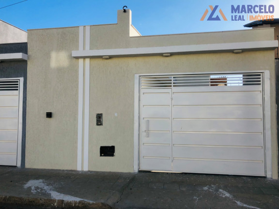 Casa com 3 Quartos à Venda, 52 m² em Felicia - Vitória Da Conquista