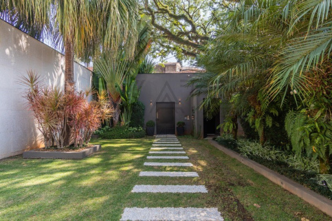 Imagem Casa com 5 Quartos à Venda, 720 m² em Pacaembu - São Paulo