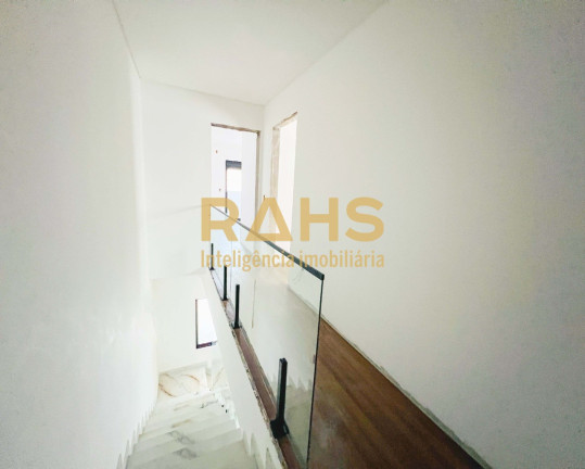 Imagem Casa com 3 Quartos à Venda, 159 m² em Bom Retiro - Joinville
