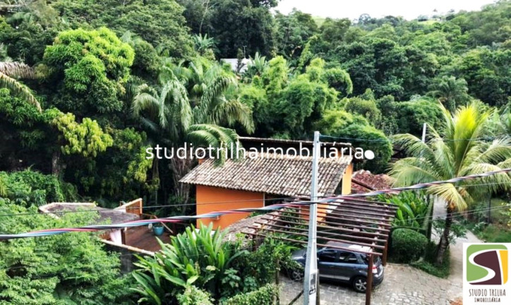 Imagem Sobrado com 5 Quartos à Venda, em Piuva - Ilhabela Imagem Sobrado com 5 Quartos à Venda, em Piuva - Ilhabela