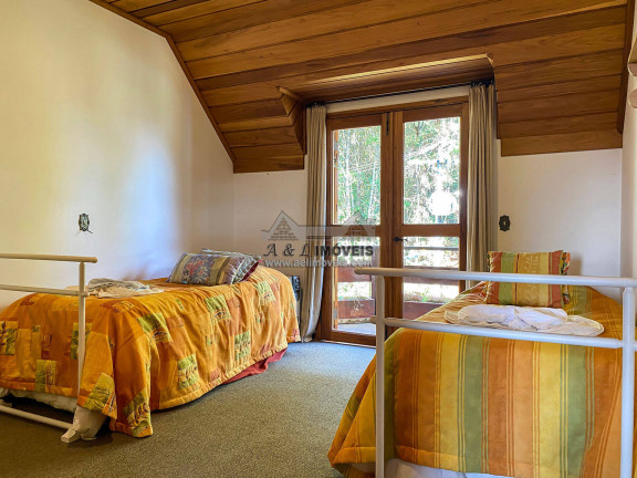 Imagem Apartamento com 3 Quartos à Venda, 189 m² em Capivari - Campos Do Jordão