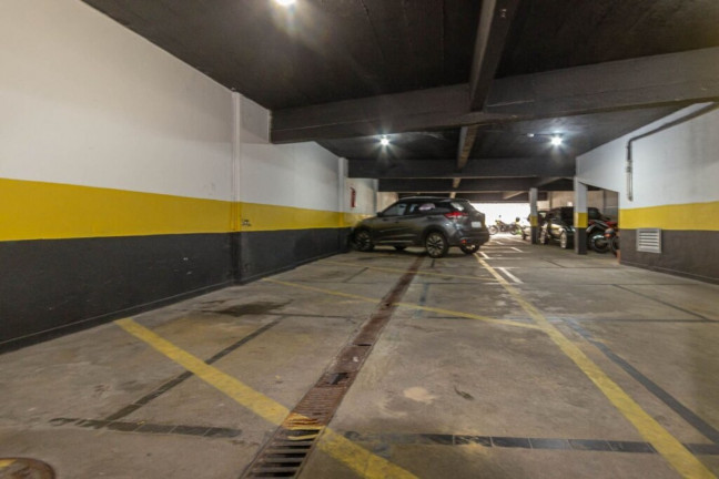 Imagem Imóvel com 2 Quartos à Venda, 120 m² em Copacabana - Rio De Janeiro Imagem Imóvel com 2 Quartos à Venda, 120 m² em Copacabana - Rio De Janeiro