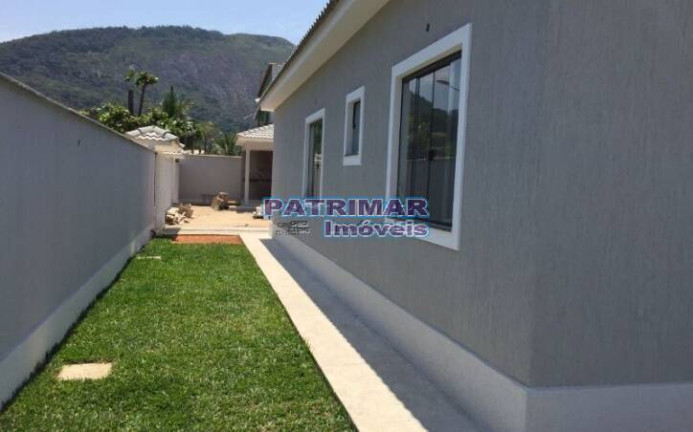Imagem Casa com 3 Quartos à Venda, 220 m² em Itaipuaçu - Maricá Imagem Casa com 3 Quartos à Venda, 220 m² em Itaipuaçu - Maricá