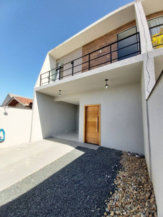 Sobrado com 3 Quartos à Venda, 129 m² em Itacolomi - Piçarras