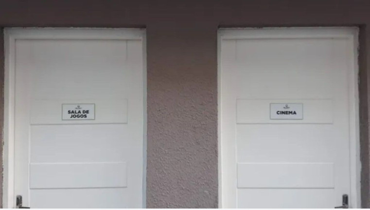 Imagem Apartamento com 2 Quartos à Venda, 40 m² em Jardim Guarujá - Colombo