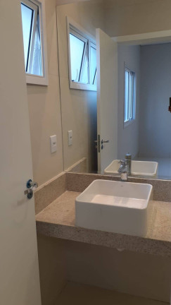 Imagem Casa com 3 Quartos à Venda, 231 m² em Jardim Imperial - Cuiabá